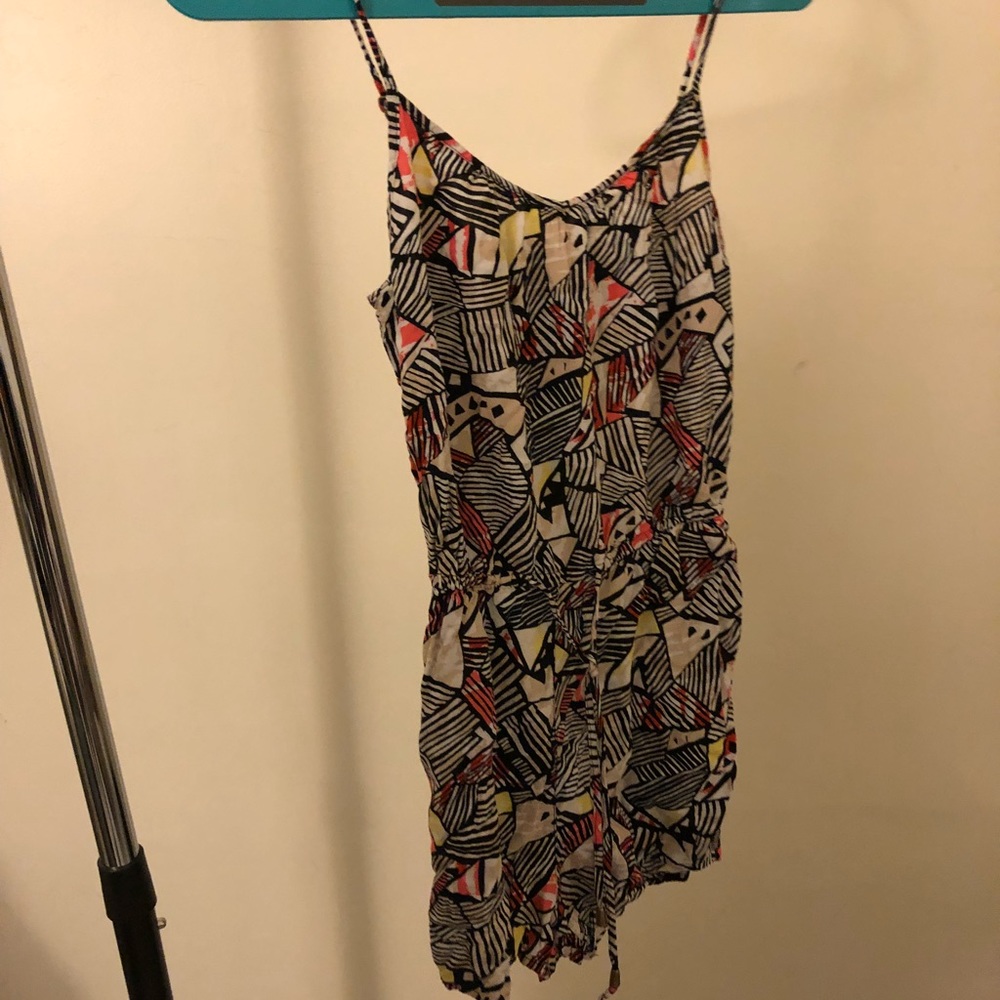 Romper - Picture 5 of 6